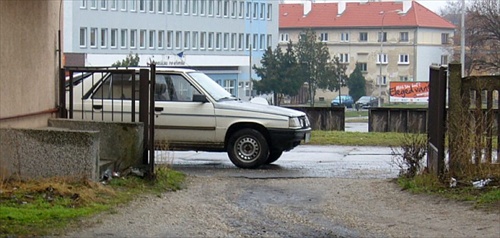 parkovanie v bráne