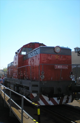 dízlová lokomotíva 466