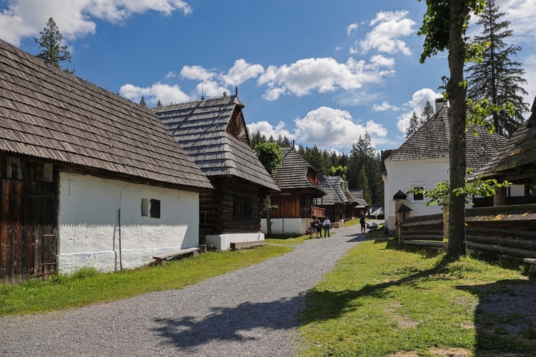 Ulica v Brestovej
