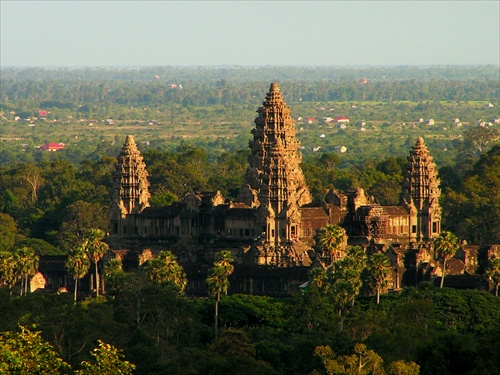 Angkor Wat zhora - Kambodža