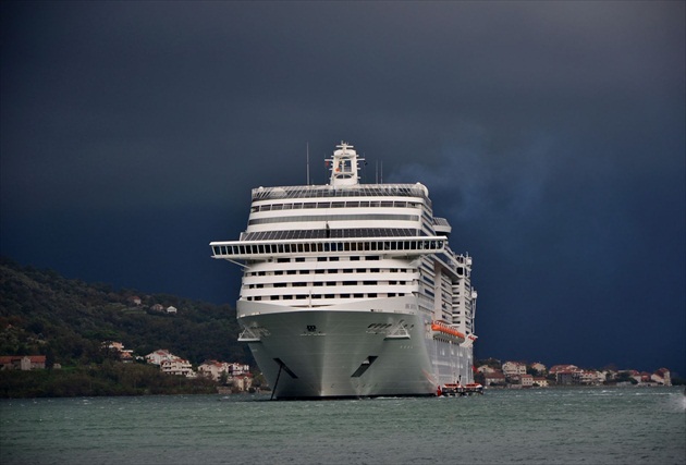 Prístav Boca Kotorska