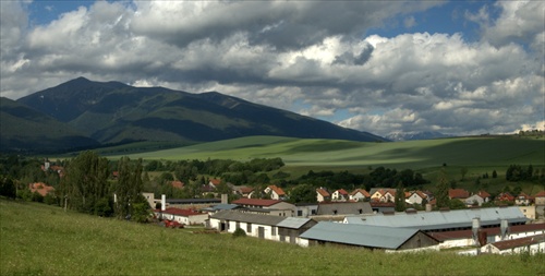 strechy domov učupené pod Tatramy