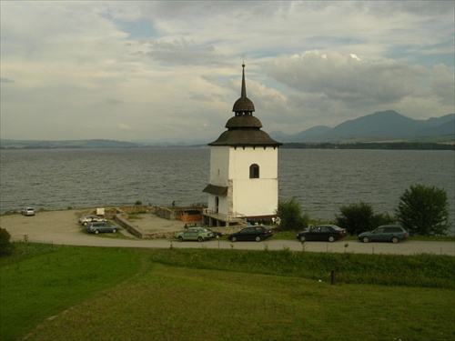 Marský kostolík na západnom brehu L.Mary