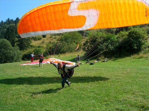 kurz paraglaidingu,august 2 007