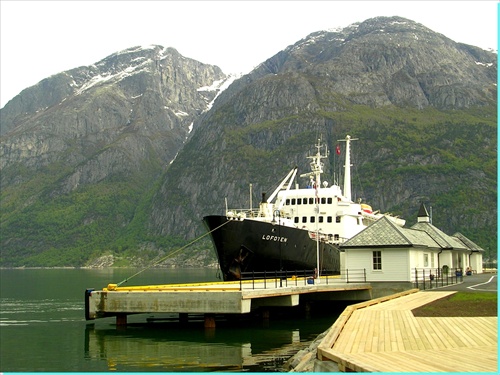 Hurtigruten