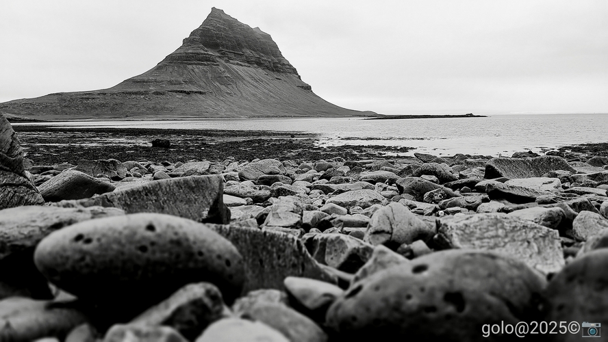  . Island .