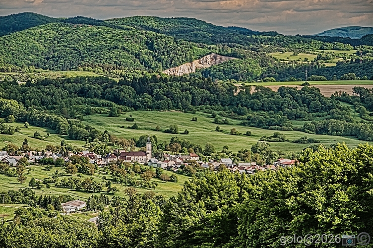 . Slovensko .
