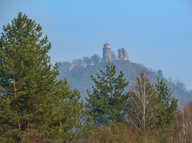 Pohľad na Slanecký hrad