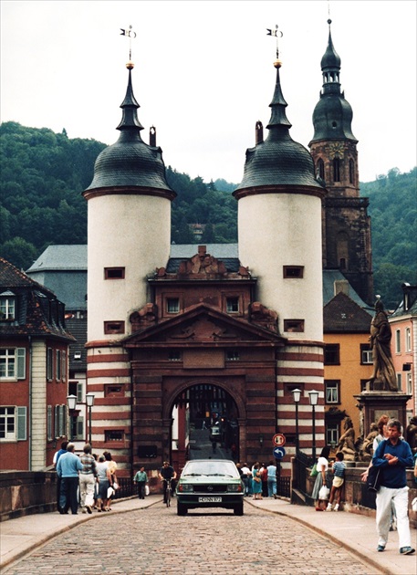 Heidelberg Bridge (r. 1788 ), August 15, 1986
