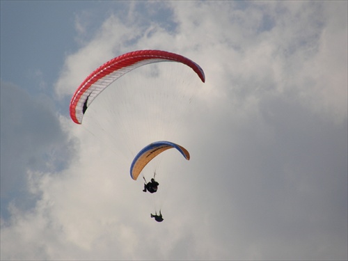 paragliding V.