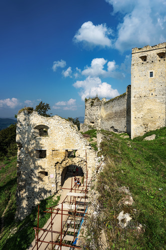 Lietavské detaily III.