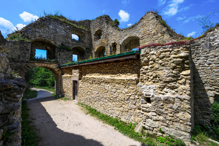 Lietavské detaily VII.