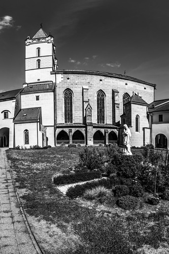 Bazilika minor sv. Benedikta, opáta v Hronskom Beňadiku, BW.