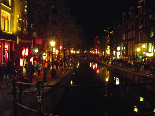 noci v Amsterdame