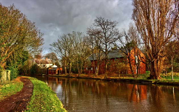 Cheshire Ring Canal Walk