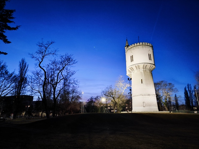 "Modrá Hodina" pri Vodnej Veži