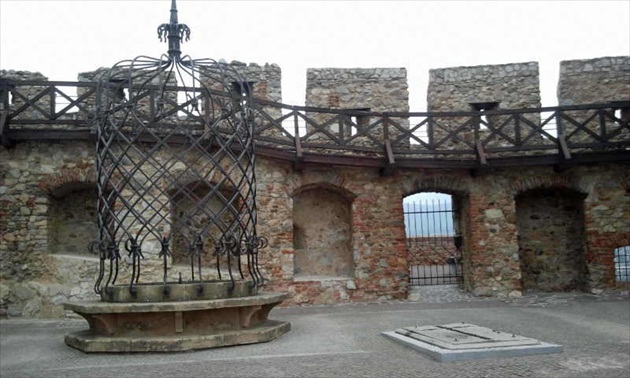 hradby Nitrianskeho hradu