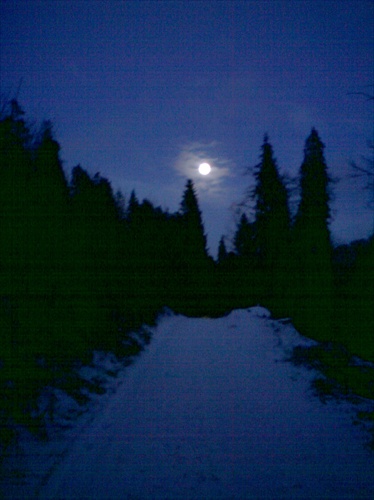 spln mesiaca v Raji
