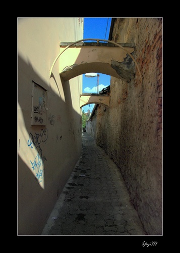 Farebno