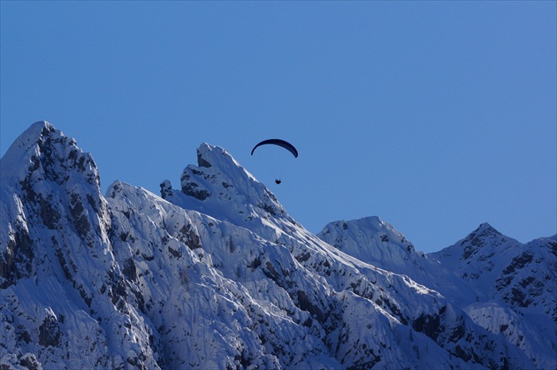 Paragliding