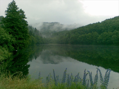 Halčianske jazero v Banskej Belej