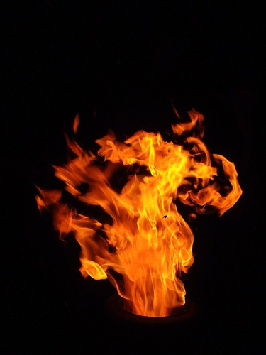 Oheň