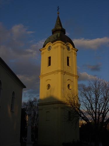 šikmá veža vo Vrbovom pri Piešťanoch