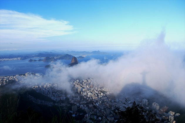 Socha Krista Spasiteľa v oblakoch, Rio de Janeiro