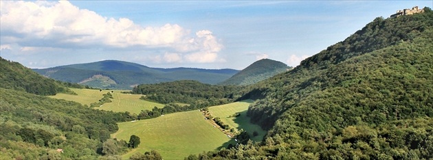 pod Jasenovským hradom