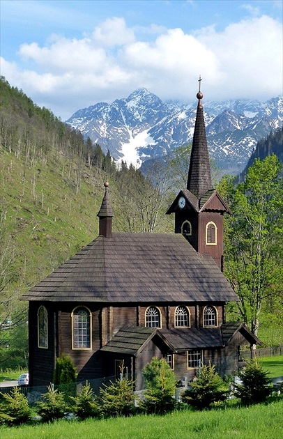 Kostol sv. Anny v Tatranskej Javorine