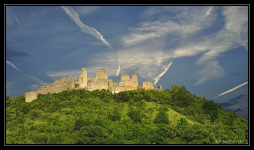 Z hradu Podbranč