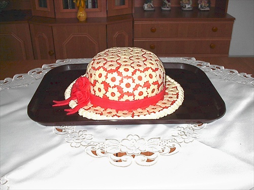 Torta-Klobúk