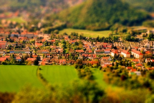 Hainburg v tilt shift_2