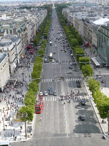 Paríž ulica Champs Elysees