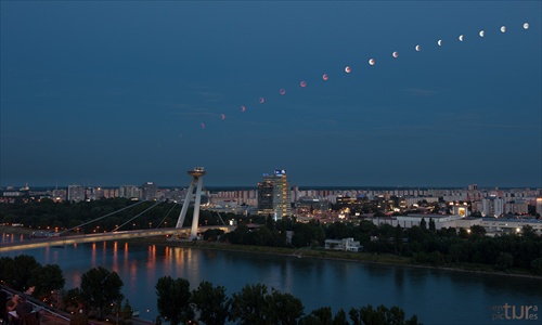 zatmenie mesiaca v Bratislave - 15.6.2011