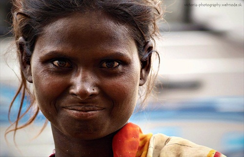 africké chudobné dievča v Indii.