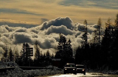 Cesta nad oblakmi