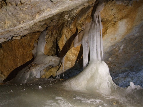 Dobšinská Ladová jaskyňa