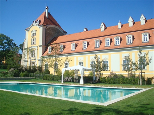 Chateau Bela s bazenom