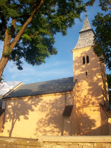 Kostol reformovanej cirkvi v Seni