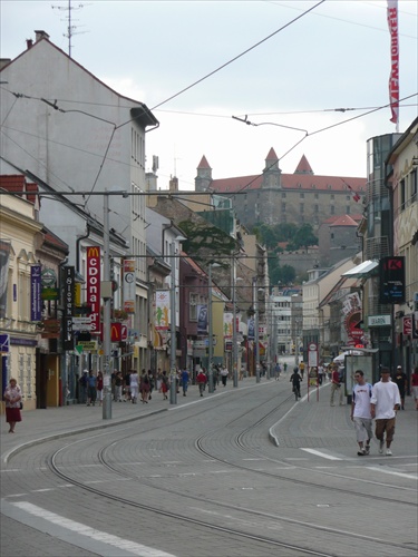Bratislavský hrad z Obchodnej ulice