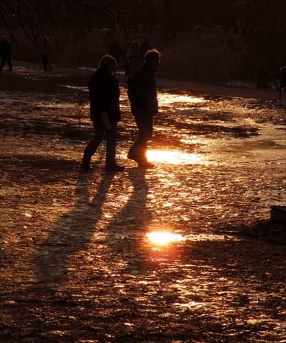 slnko a ľadový chodníček
