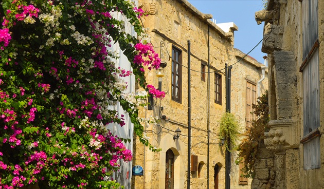 Starymi ulicami Cypru