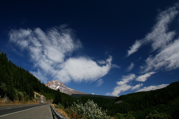 Oblaky nad Mount Hoodom - 26. aug. 2009
