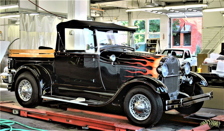 Stará dobrá klasika, 1929 Ford Roadster Pick Up Truck...