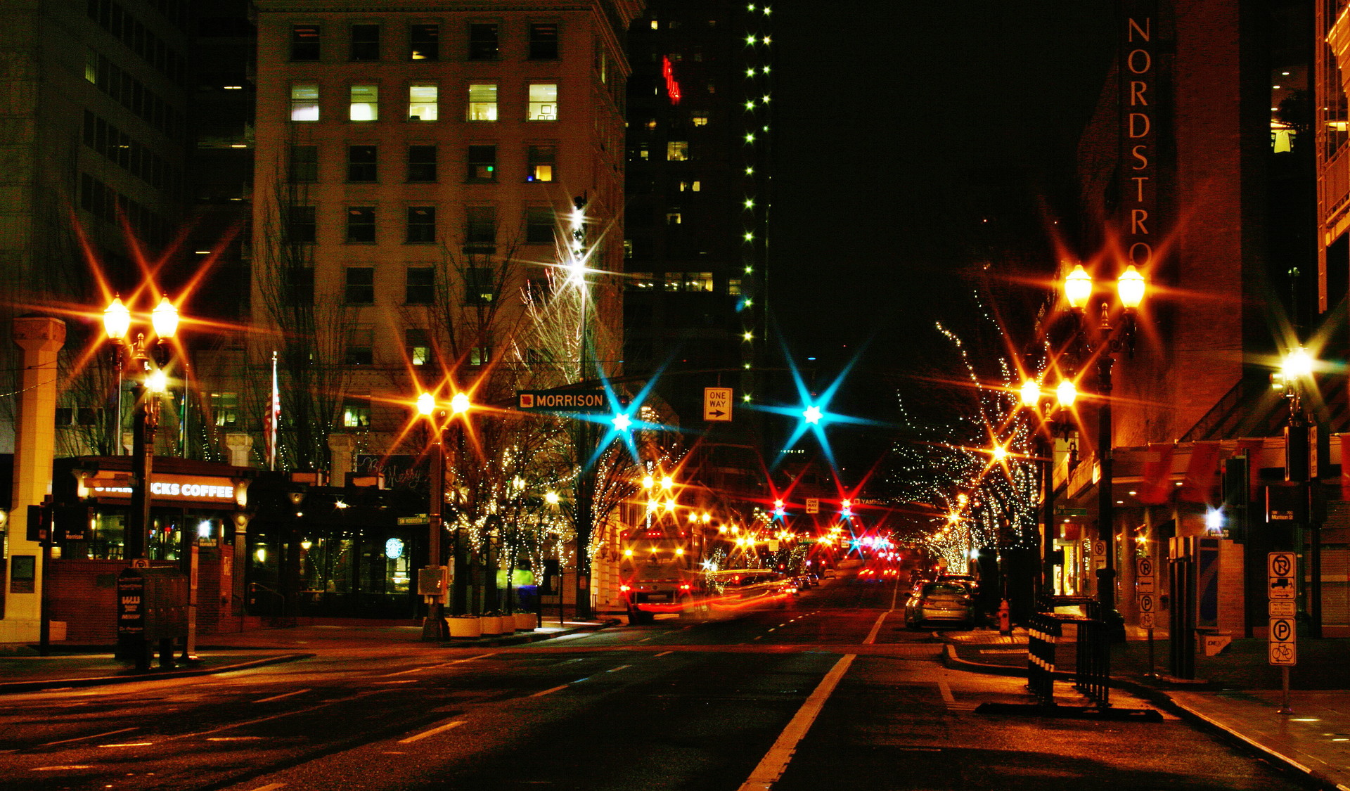 Pouličné lampy a semafory...Nedeľa, 6. januára 2013