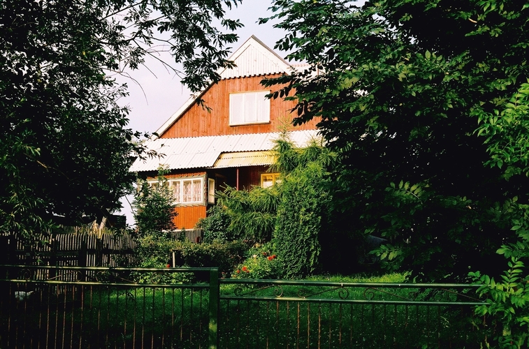 Veselovský dom... (25. júla 1999) 