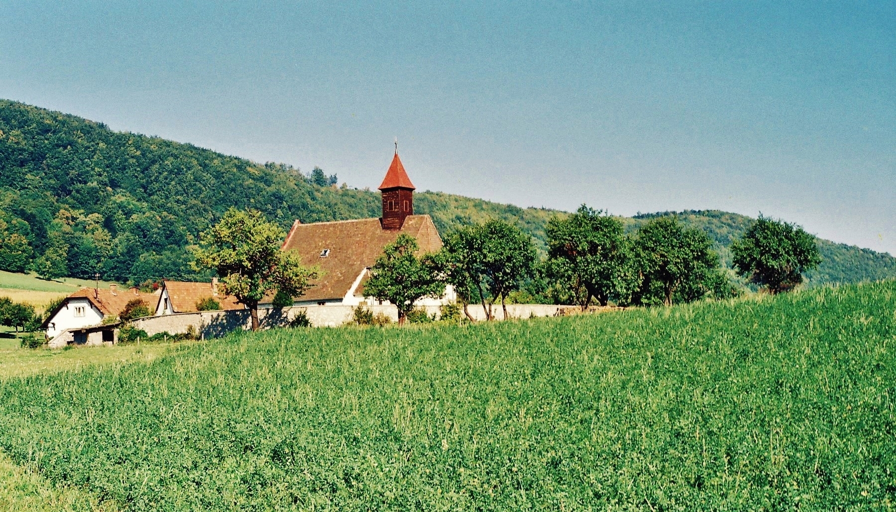 Kostol v Schwarzensee... Štvrtok, 18. sep. 1986.  