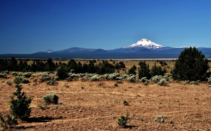 Mt. Jefferson, 3,201 m