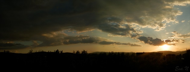 .. panoramatický západ slnka..